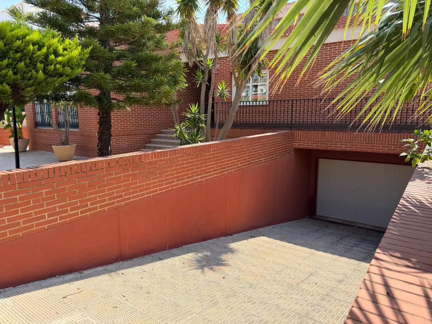 Exterior view of Houses for sale in Cartagena  with Air Conditioner, Heating and Private garden