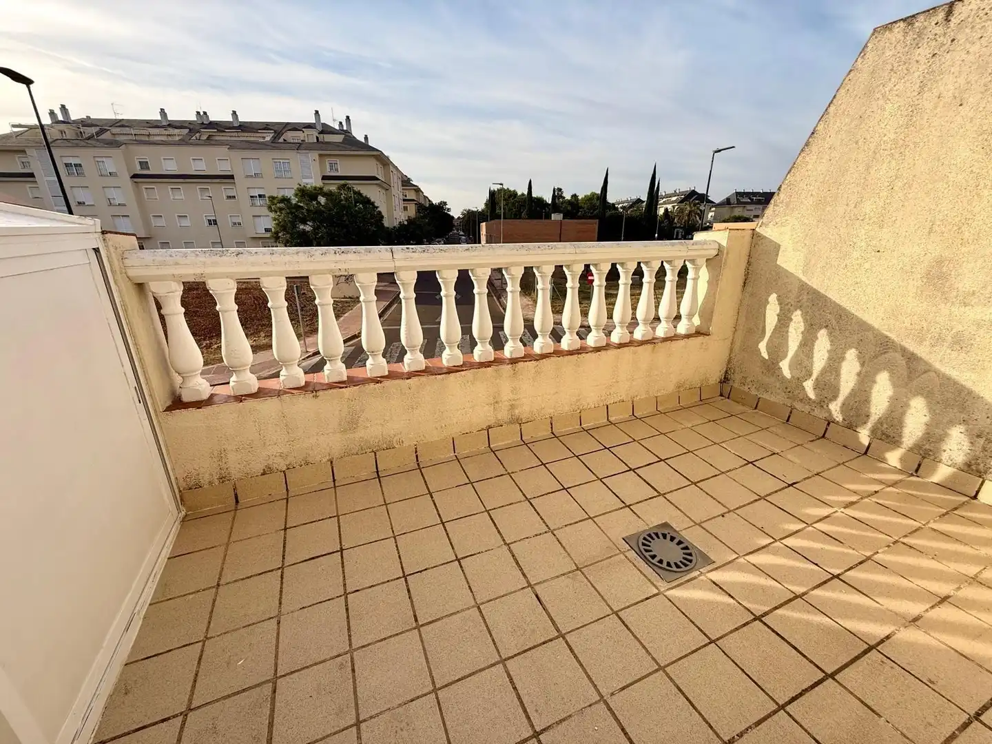 Terrasse von Einfamilien-Reihenhaus zur Miete in Badajoz mit Klimaanlage, Heizung und Terrasse