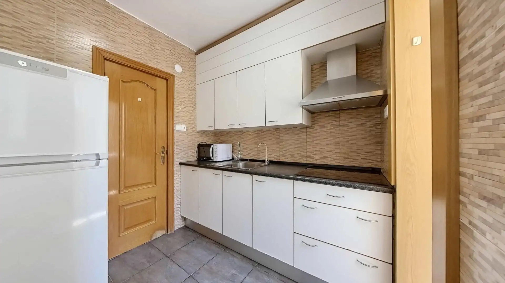 Cocina de Piso en venta en Badalona con Aire acondicionado, Calefacción y Balcón