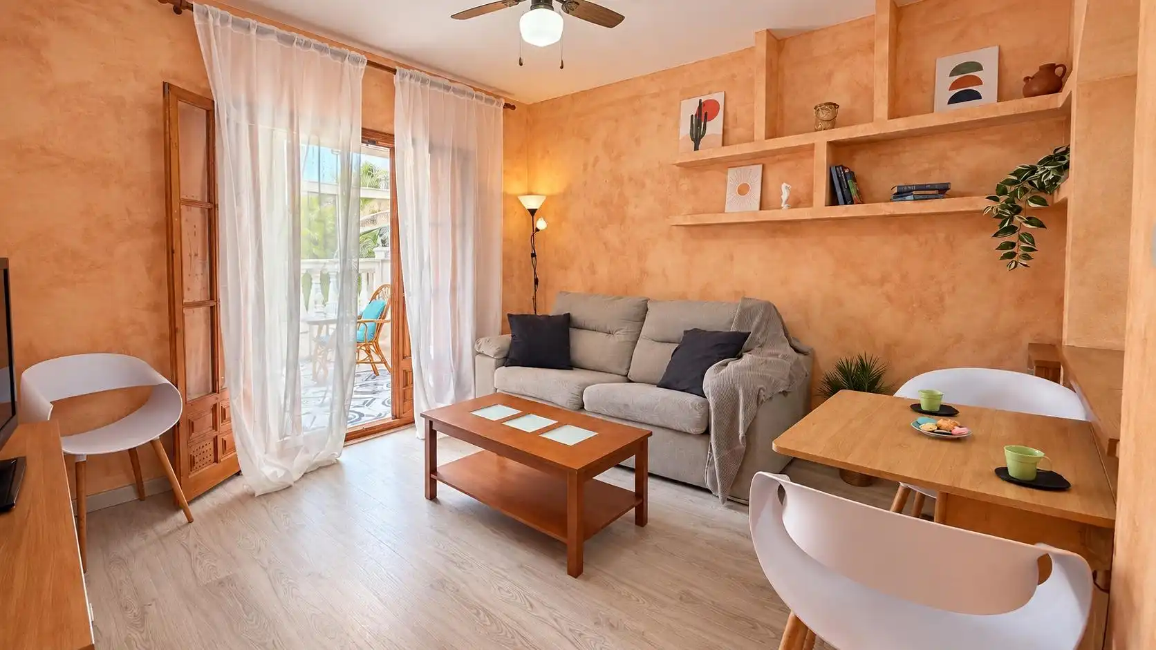 Apartment with pool for sale in Calle HELSINKI 2