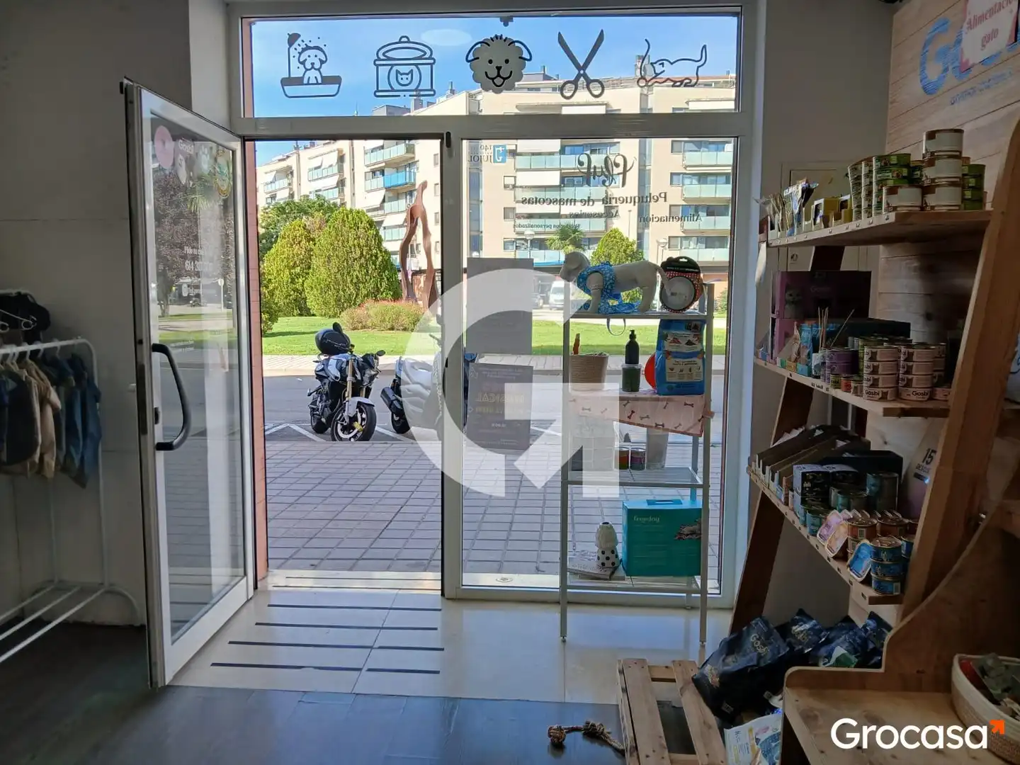 Local comercial en venda a RB JOSEP MARIA JUJOL, imagen 5