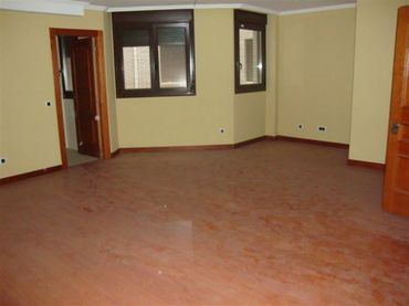 Oficina amb ascensor en venda a Logroño - Vara de Rey