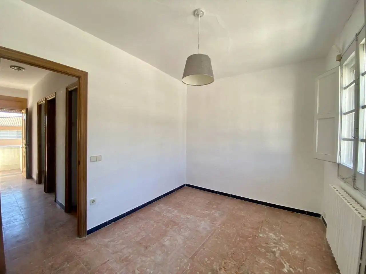 Dormitori de Casa o xalet en venda en Sant Joan Les Fonts amb Calefacció i Jardí privat