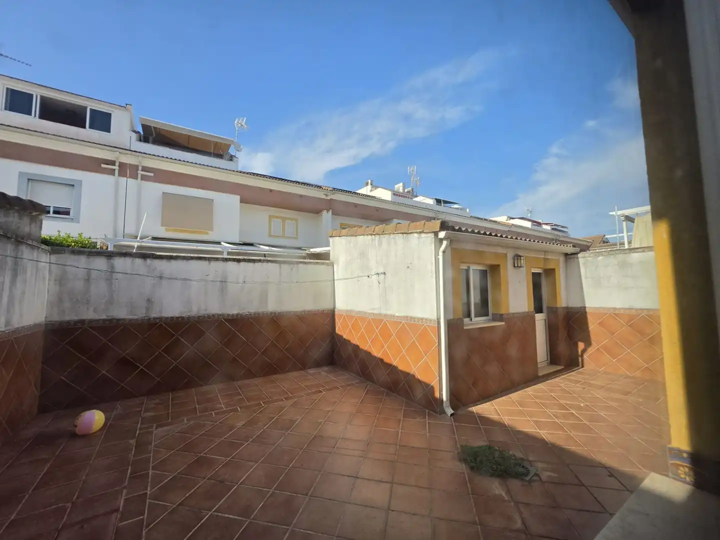 Exterior view of Houses for sale in Córdoba  with Air Conditioner