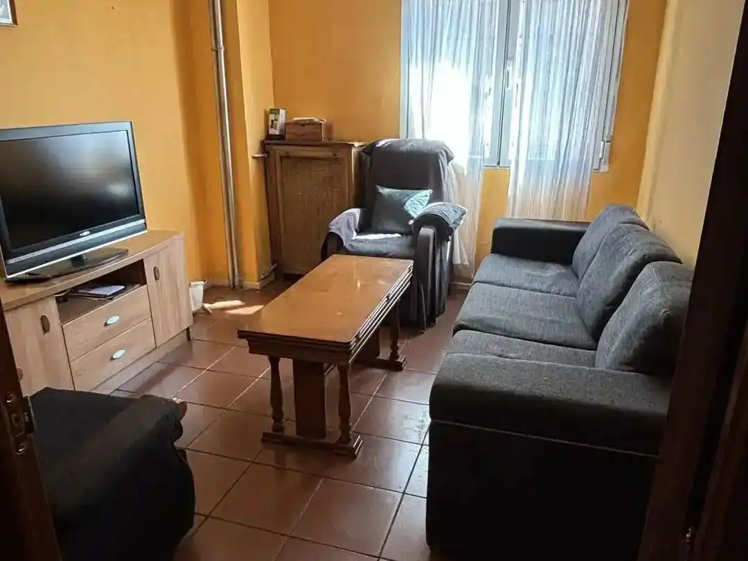 Sala de estar de Piso en venta en  Madrid Capital con Aire acondicionado y Balcón