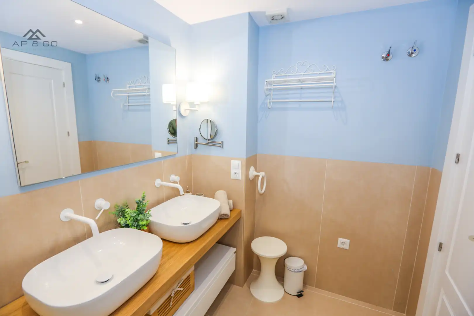 Badezimmer von Wohnung zur Miete in Almuñécar mit Heizung, Terrasse und Möbliert