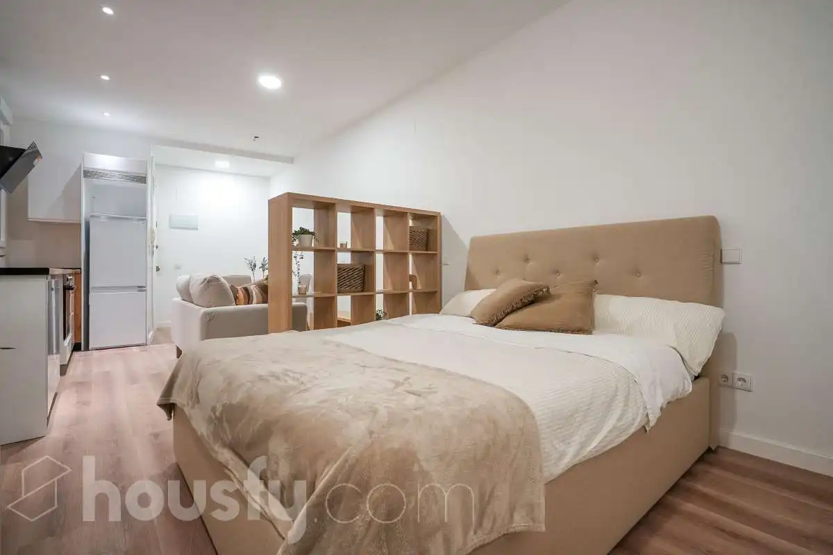 Bedroom of Ground floor for sale in Madrid  with Air Conditioner, Heating and Parquet flooring