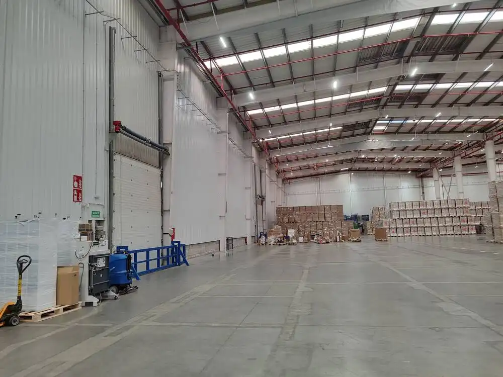 Fabrikhallen zur Miete in Cabanillas del Campo