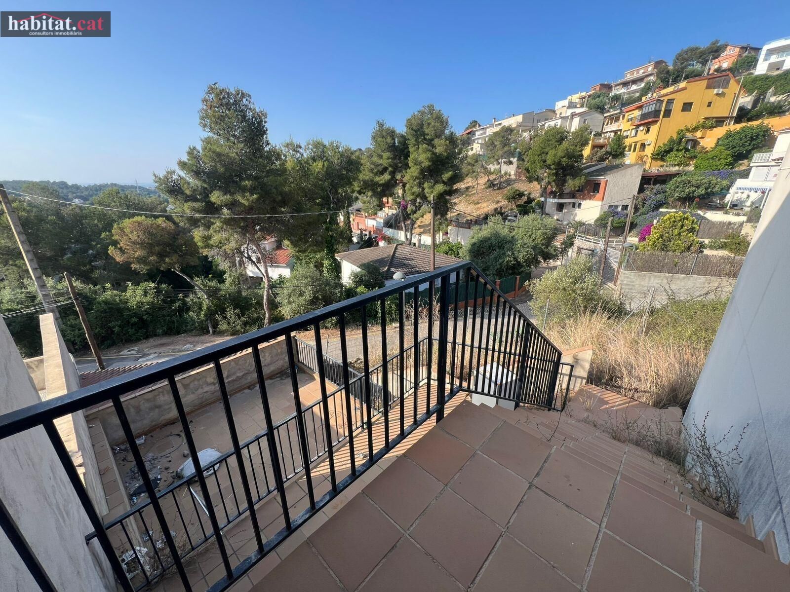Exterior view of House or chalet for sale in Cubelles  with Balcony