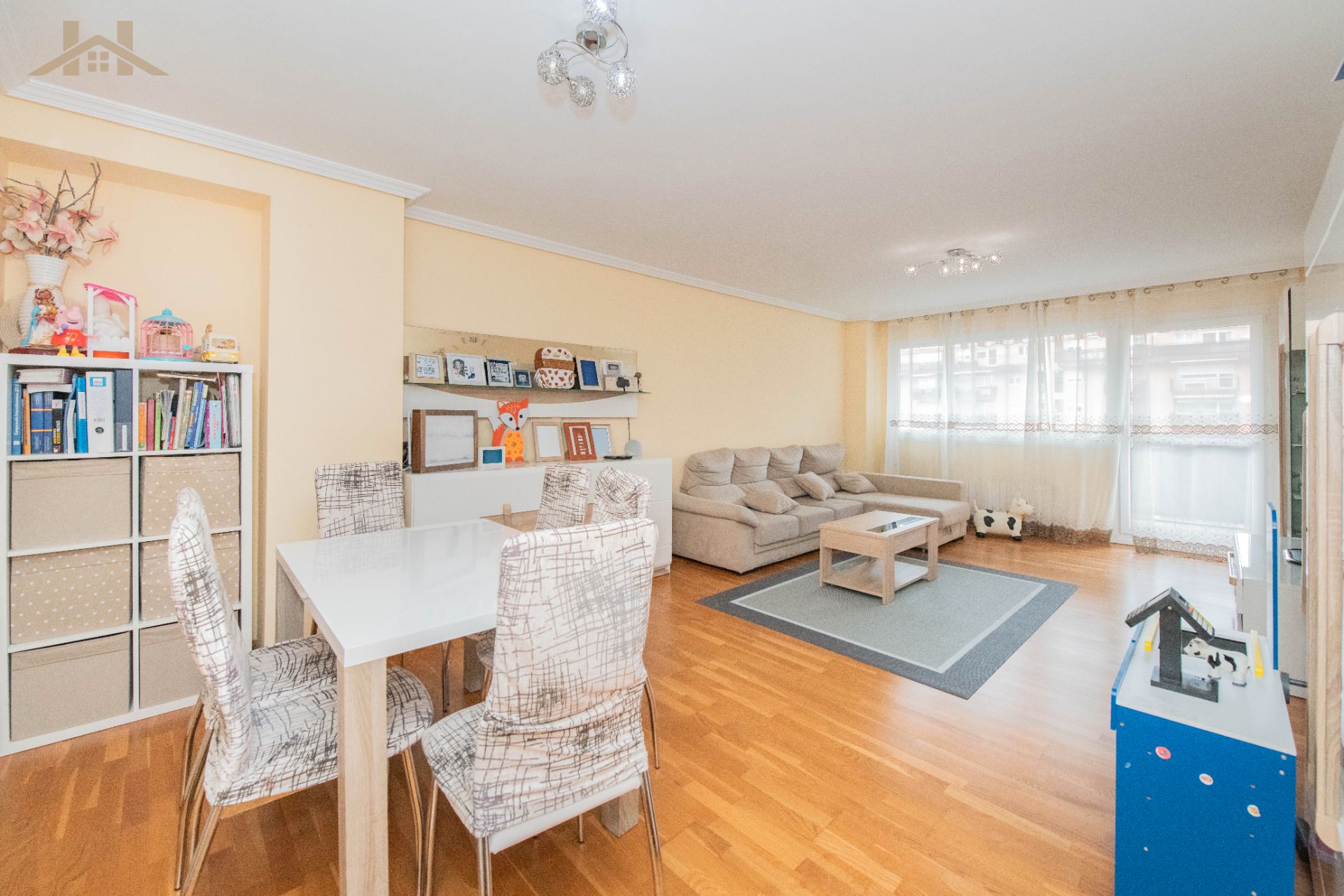 Living room of Flat for sale in Arganda del Rey  with Air Conditioner, Heating and Parquet flooring