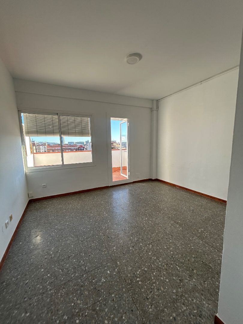 Dormitori de Loft de lloguer en  Barcelona Capital amb Balcó