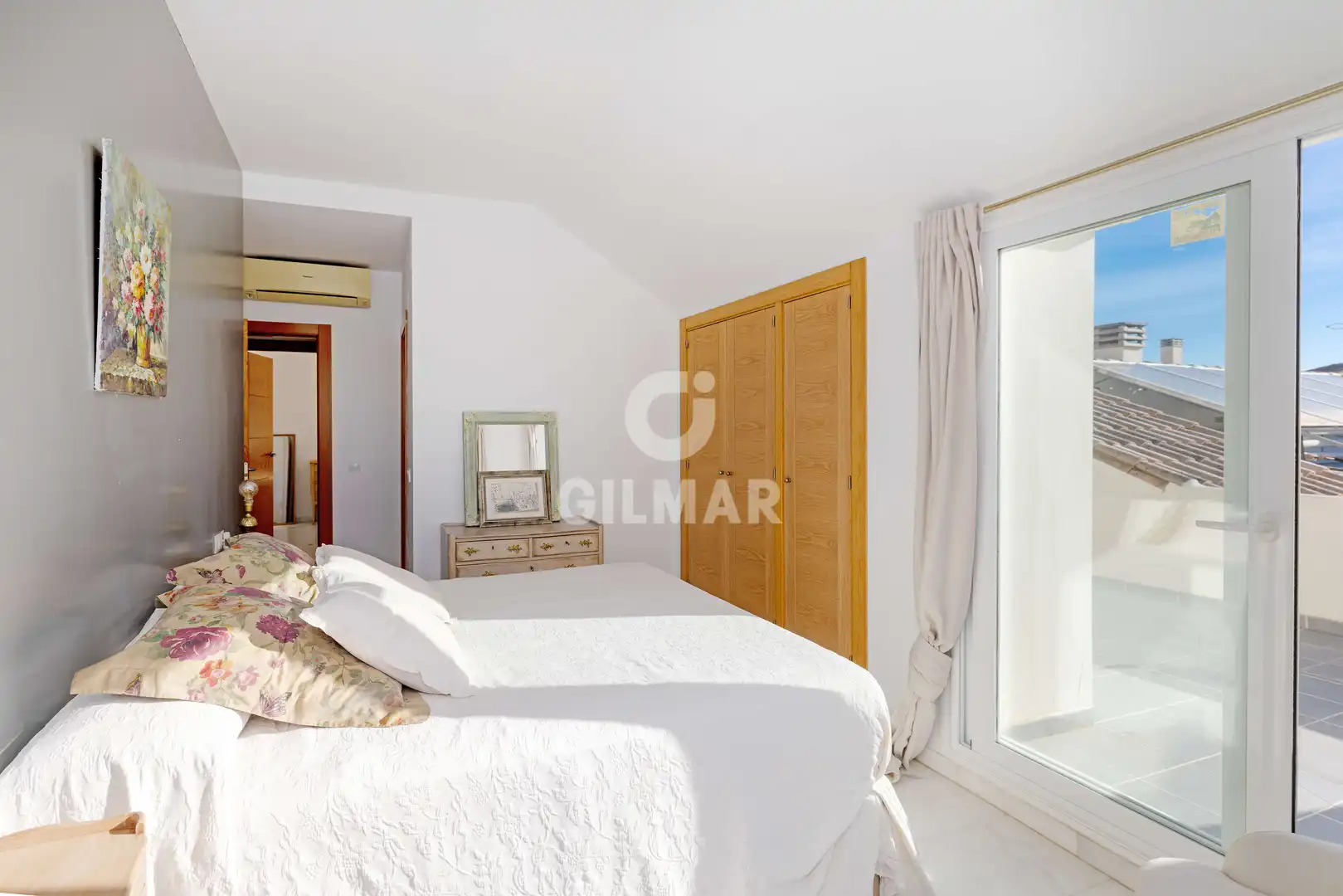 Bedroom of Attic for sale in Fuengirola  with Heating, Private garden and Storage room