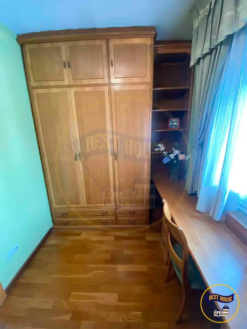 Bedroom of Flat for sale in Cuenca  with Air Conditioner, Heating and Parquet flooring