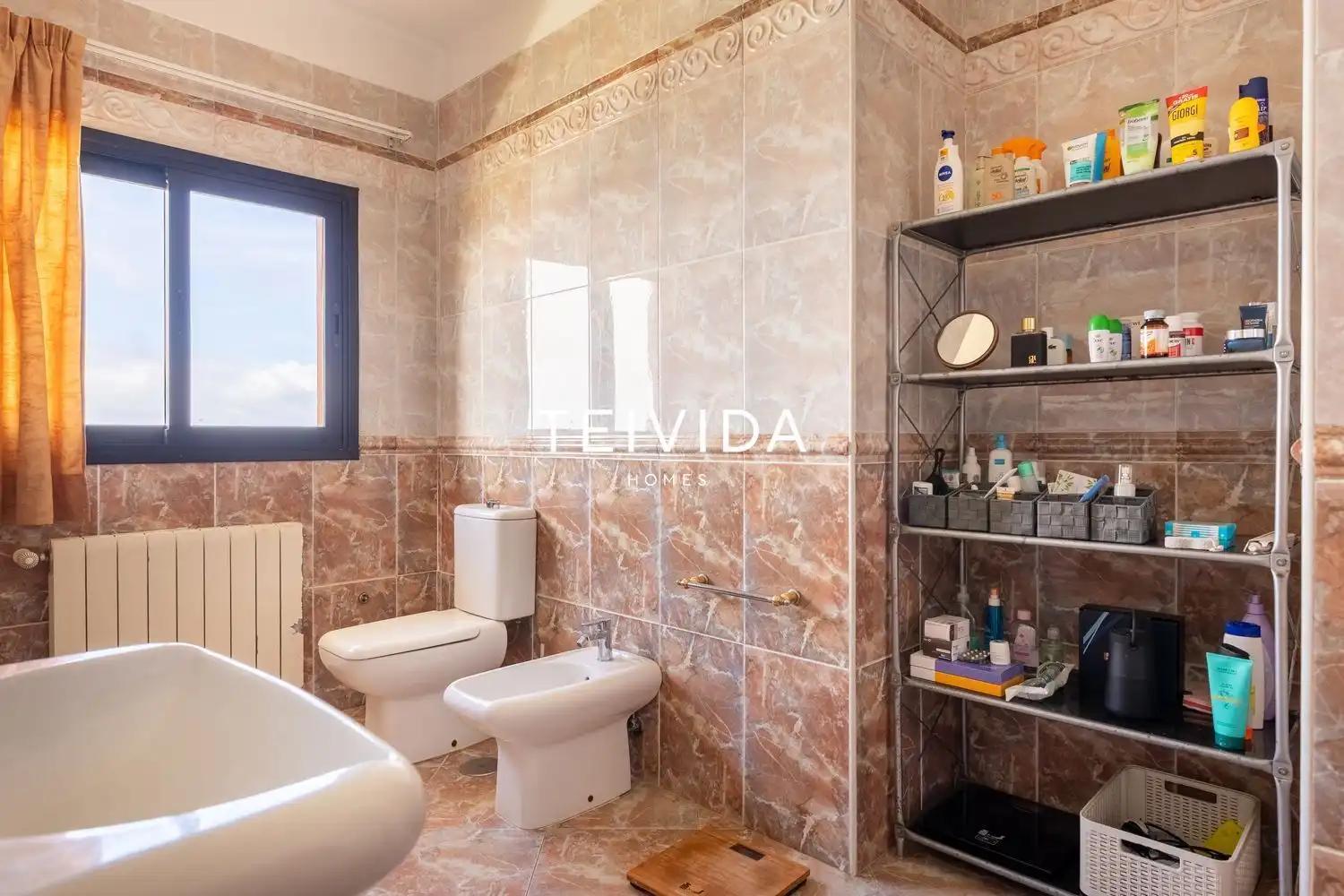 Bathroom of Houses for sale in Tacoronte  with Air Conditioner, Terrace and Storage room