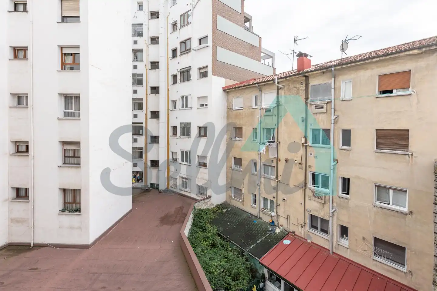 Terraza de Piso para compartir en Oviedo  con Calefacción, Parquet y Amueblado