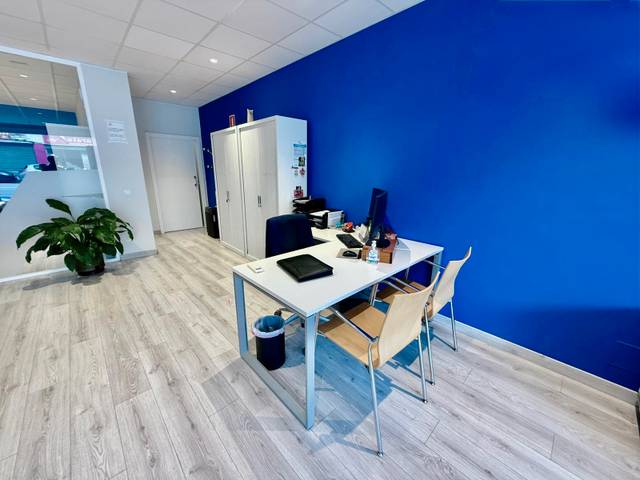 Local comercial en Alquiler en La Patera