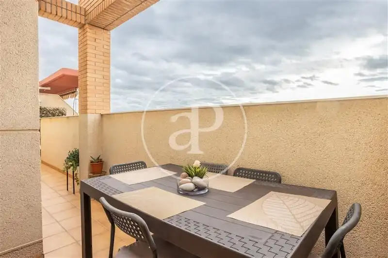 Terraza de Ático en venta en Valencia con Aire acondicionado, Calefacción y Jardín privado