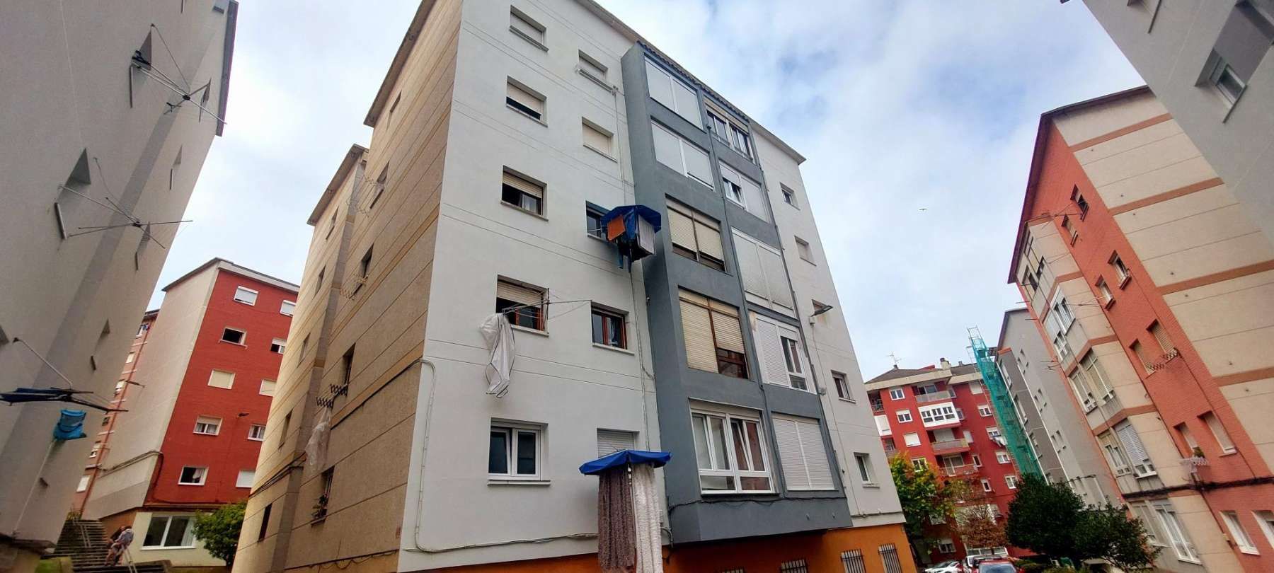 Vista exterior de Pis en venda en Santander amb Calefacció