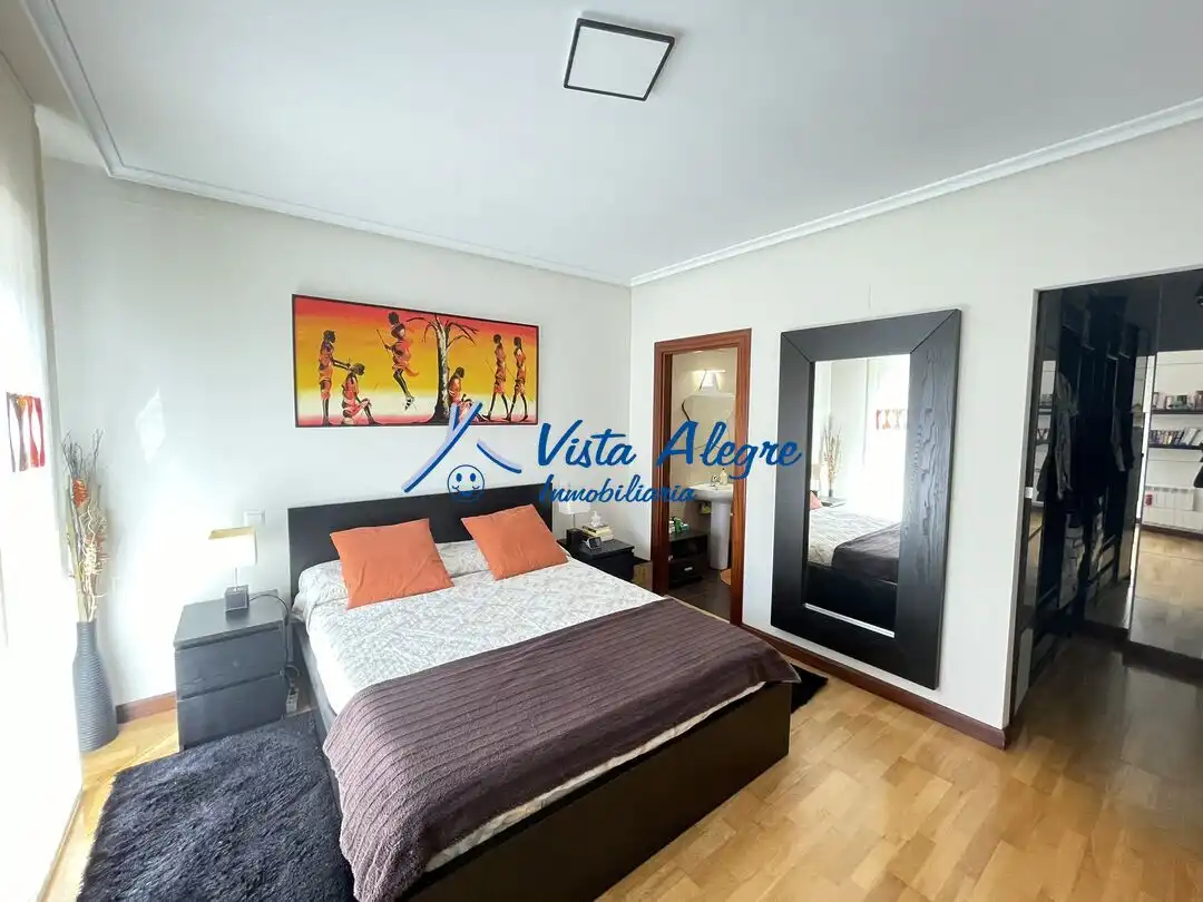 Schlafzimmer von Einfamilien-Reihenhaus zum Verkauf in Zarratón mit Heizung, Privatgarten und Parkett