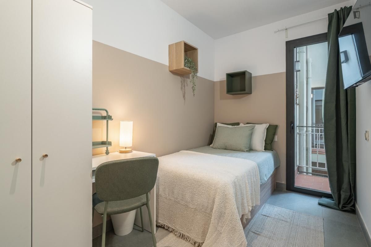 Apartament per a compartir a Sants-Badal