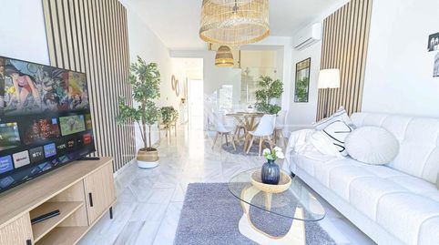 Foto 4 de Casa adosada en venta en Avda Pescia - Ctra de Frigiliana, Nerja
