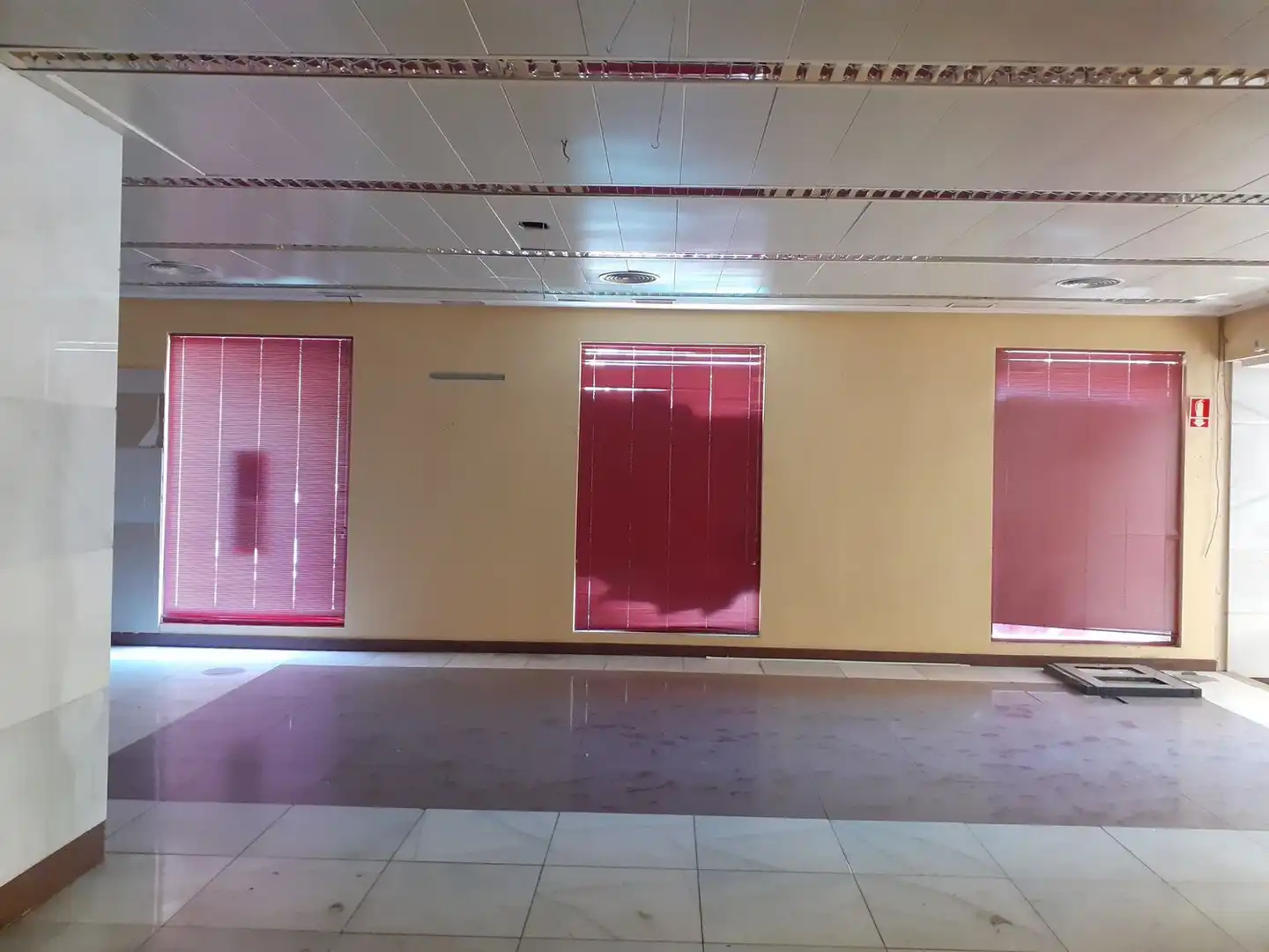 Business premises to rent in Calle de Toledo, imagen 10