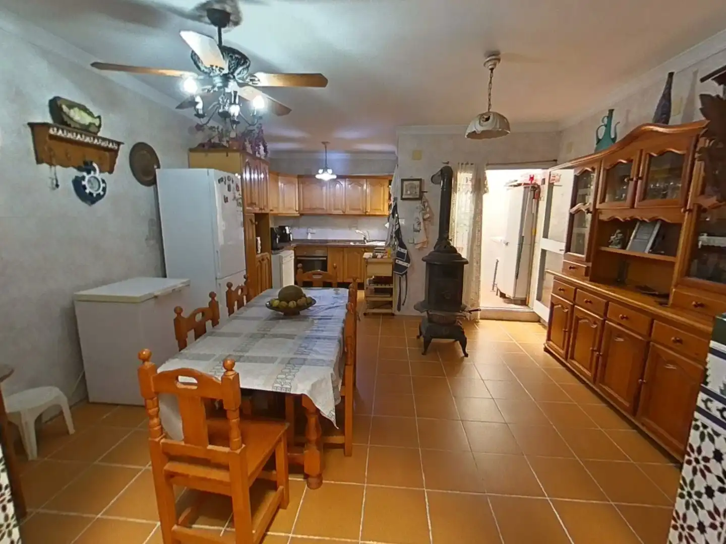 Küche von Einfamilien-Reihenhaus zum Verkauf in Málaga mit Terrasse