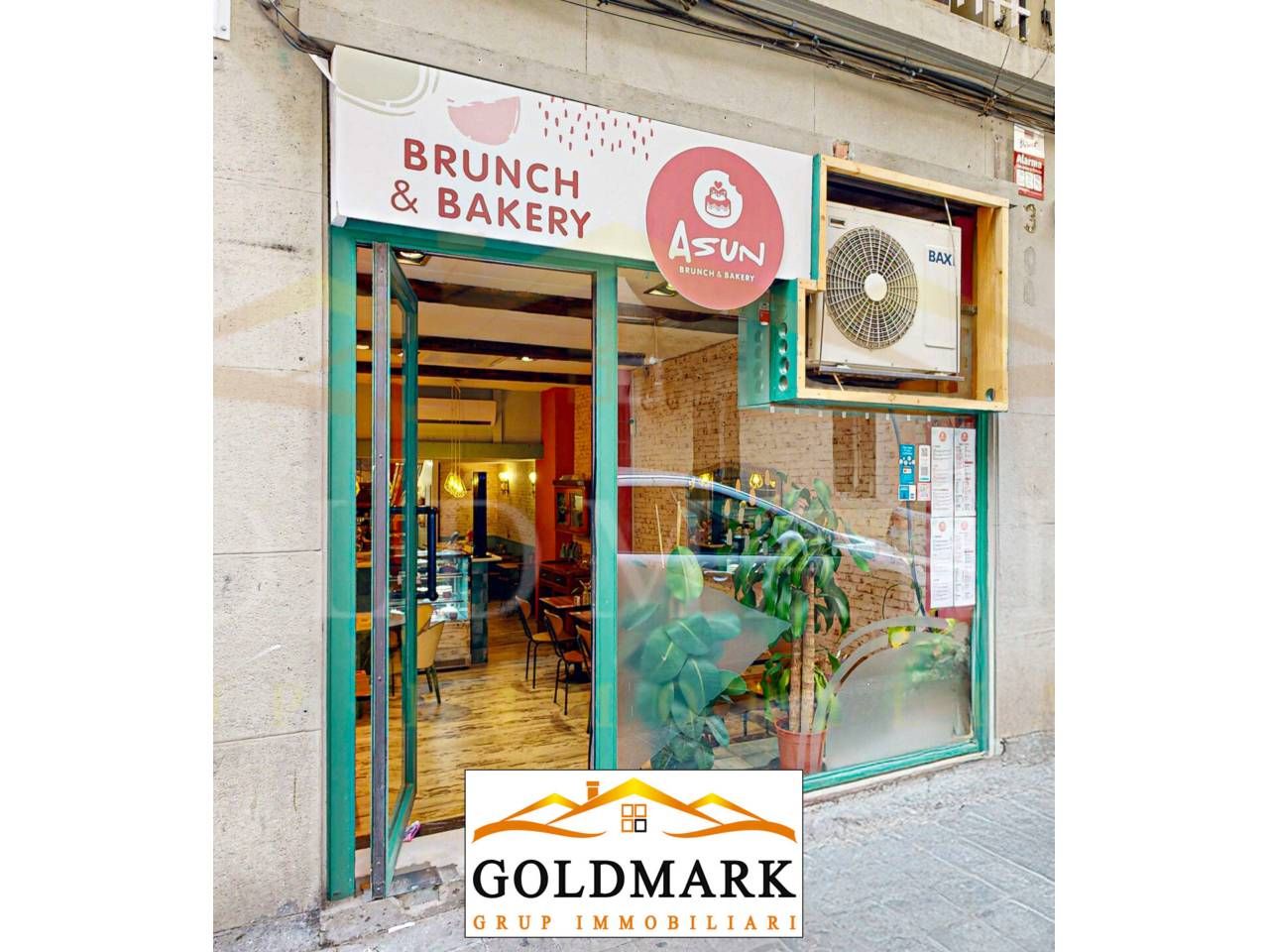 Premises to transfer in  Barcelona Capital  with Air Conditioner