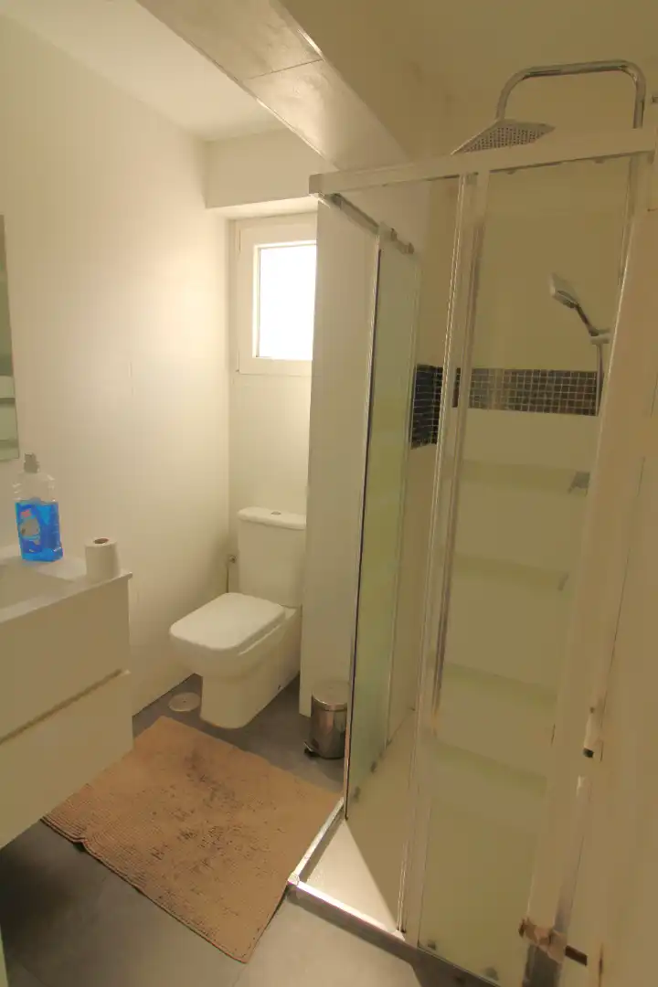 Baño de Piso en venta en Santander con Calefacción y Amueblado