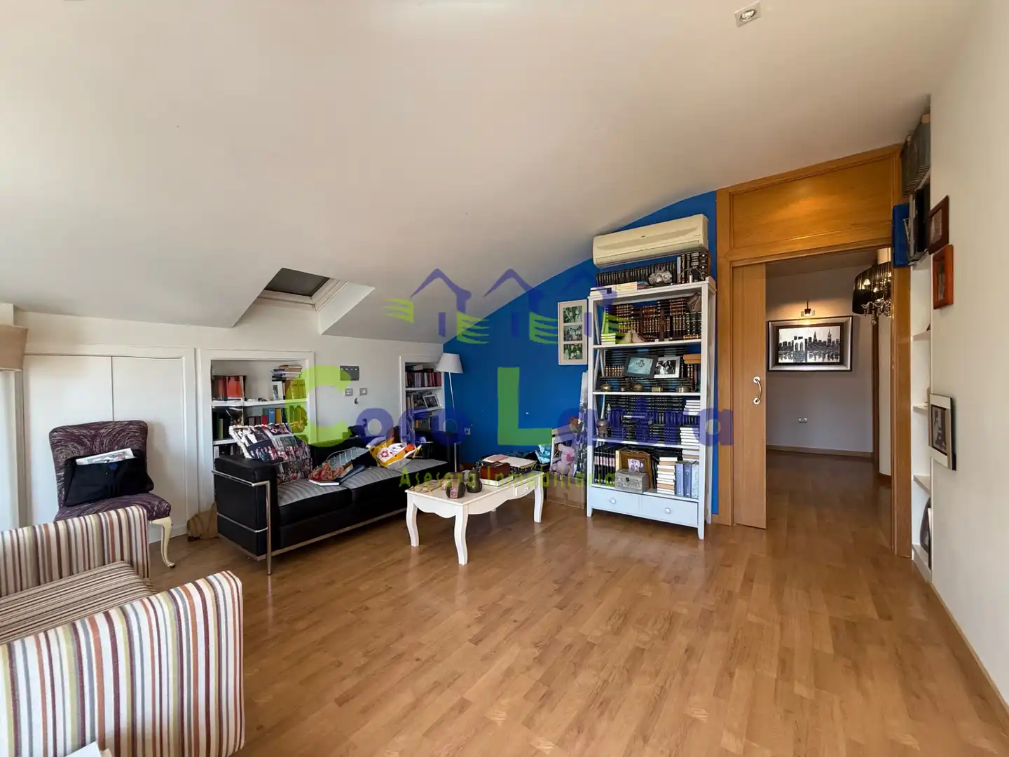Living room of Houses for sale in Monterrubio de Armuña  with Air Conditioner, Heating and Private garden