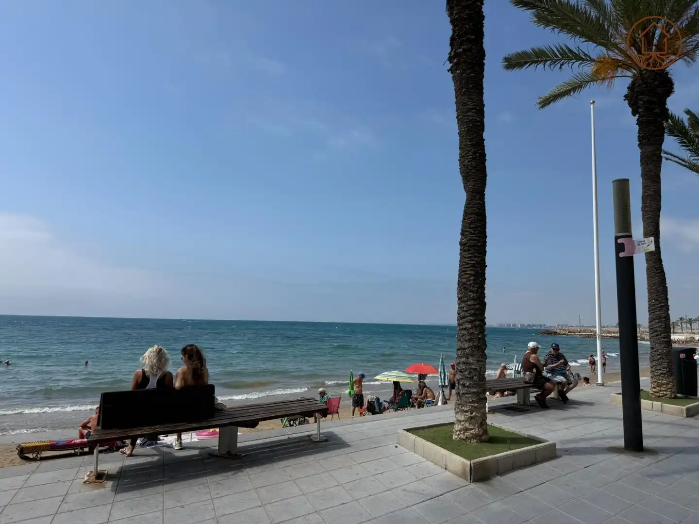 Vista exterior de Àtic en venda en Torrevieja amb Aire condicionat, Calefacció i Terrassa