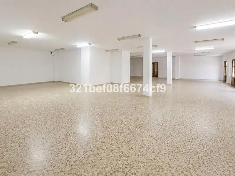Local comercial en venda a Estepona Pueblo, imagen 3