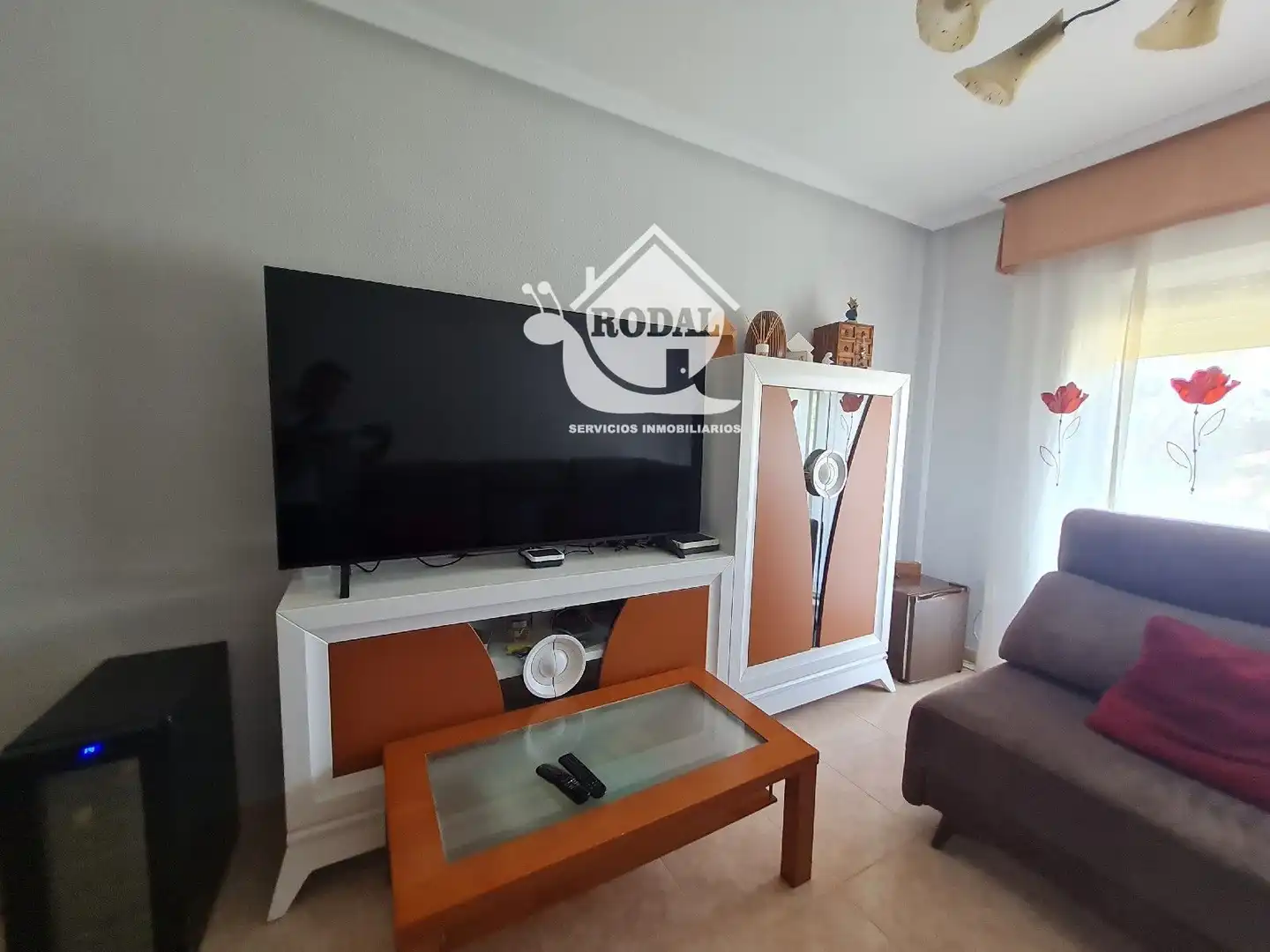Sala de estar de Piso en venta en Huércal de Almería con Aire acondicionado, Calefacción y Parquet