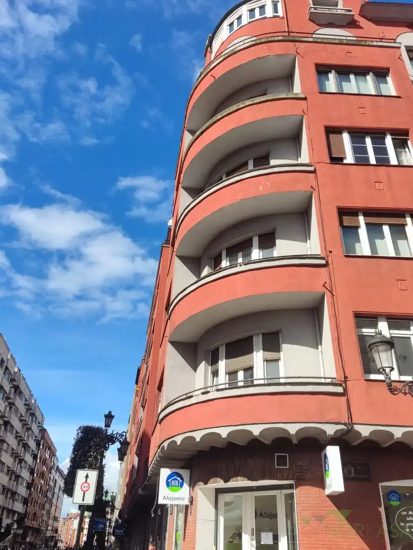 Pis amb terrassa en venda a Centro - Casco Histórico, imagen 3