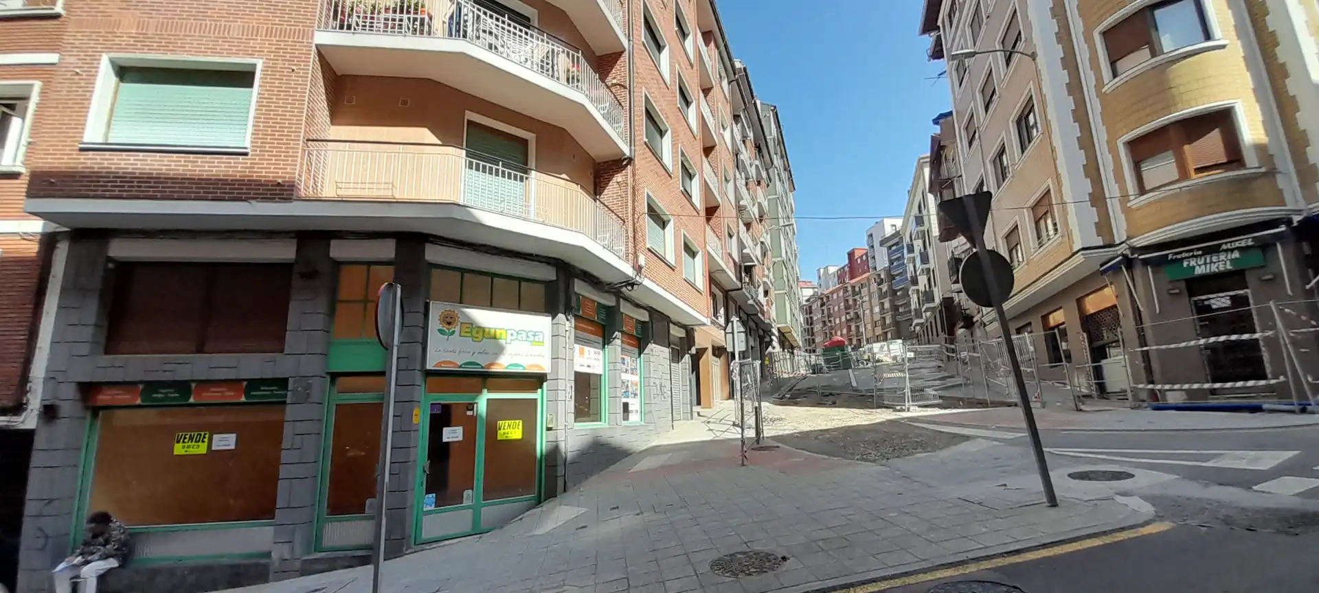 Gewerbefläche zum Verkauf in Calle Pedro Icaza