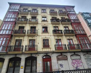 Vista exterior de Estudi en venda en Bilbao 