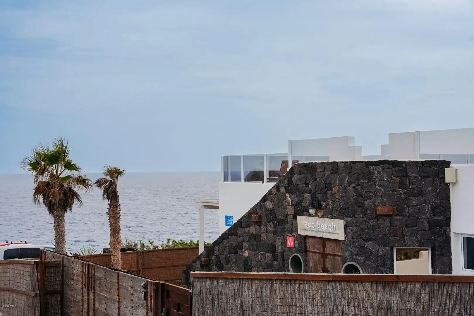 Vista exterior de Casa o xalet en venda en Haría amb Jardí privat, Terrassa i Traster