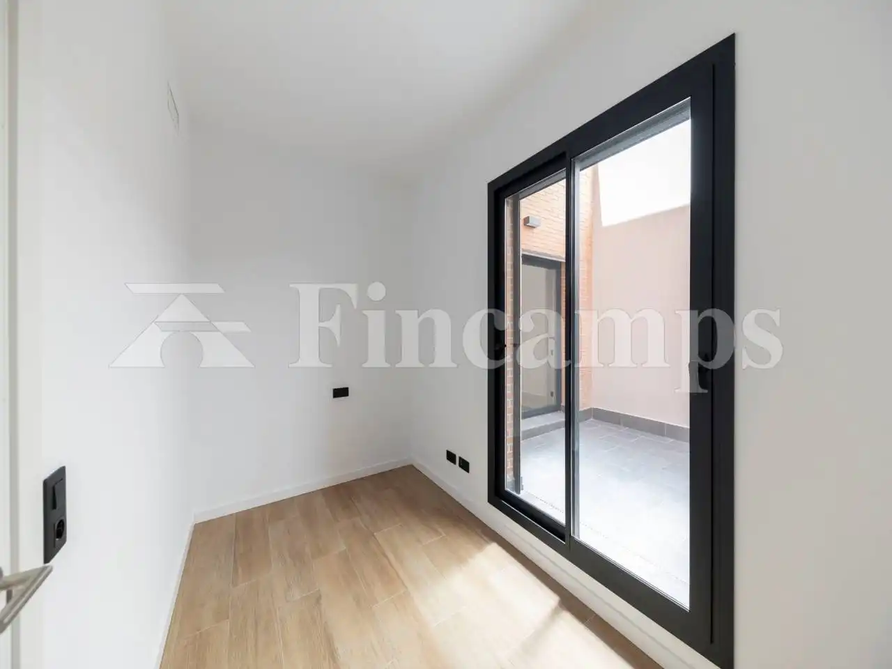 Bedroom of Flat for rent in Sabadell  with Air Conditioner, Heating and Storage room