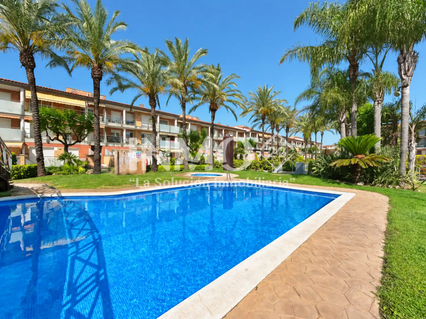 Apartment mit Pool zum Verkauf in Carrer Castell de Tona 14, imagen 3