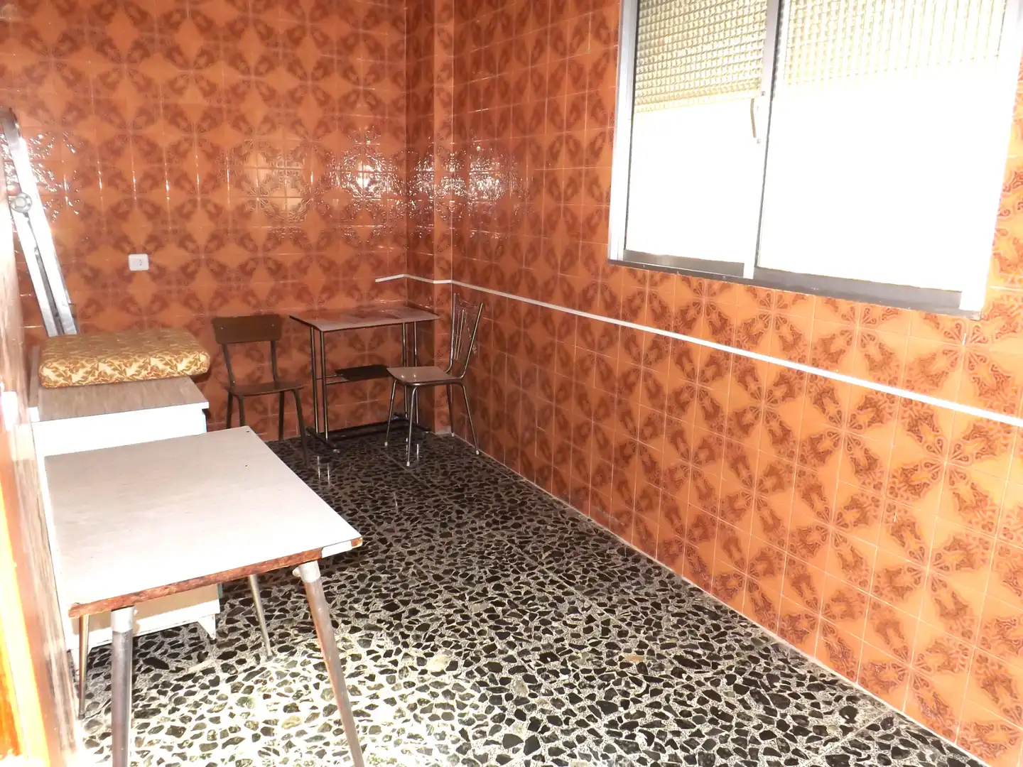 Cuina de Casa o xalet en venda en Güevéjar amb Jardí privat, Terrassa i Piscina