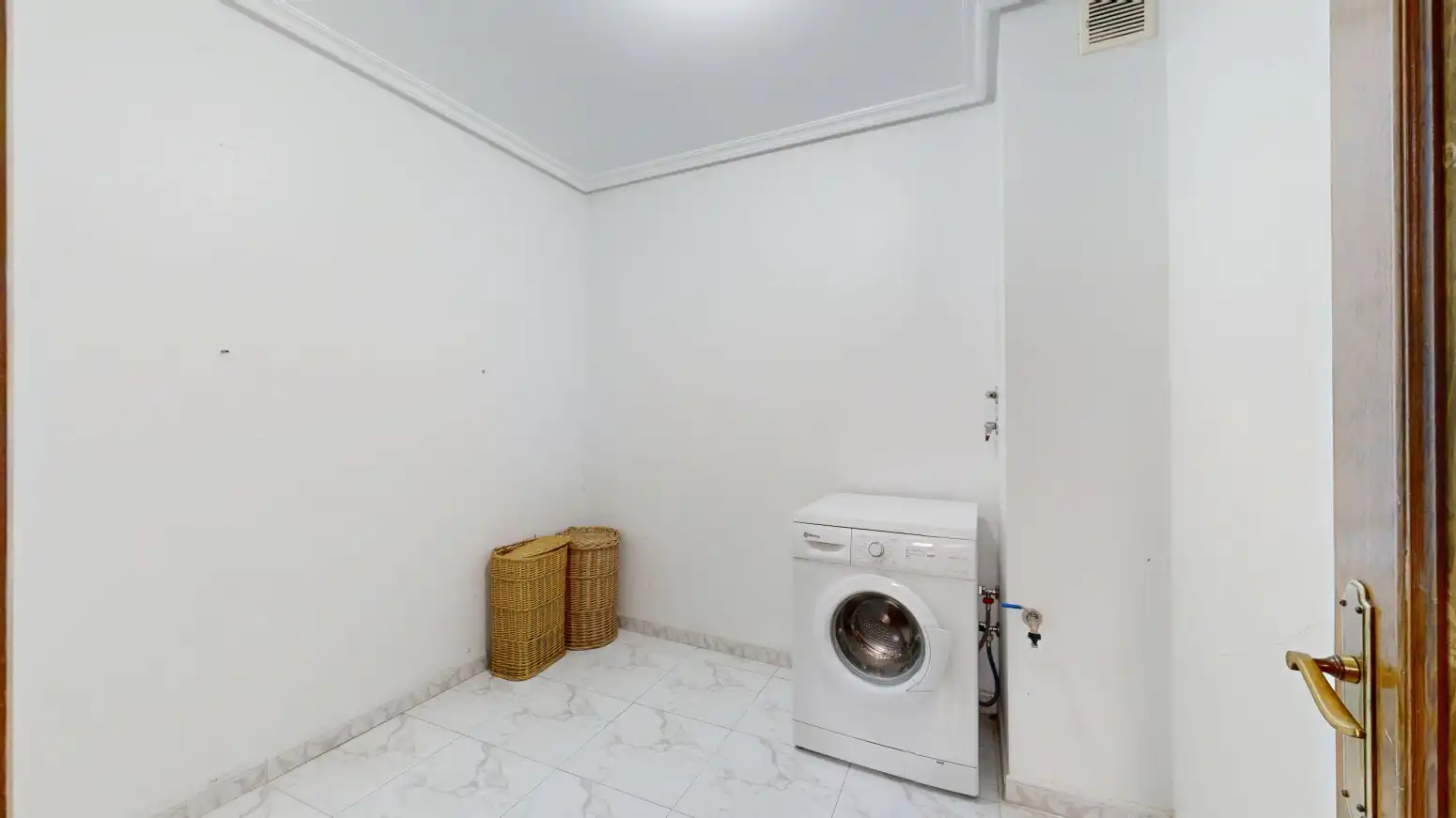 Houses for sale in Tafalla  with Heating, Parquet flooring and Terrace