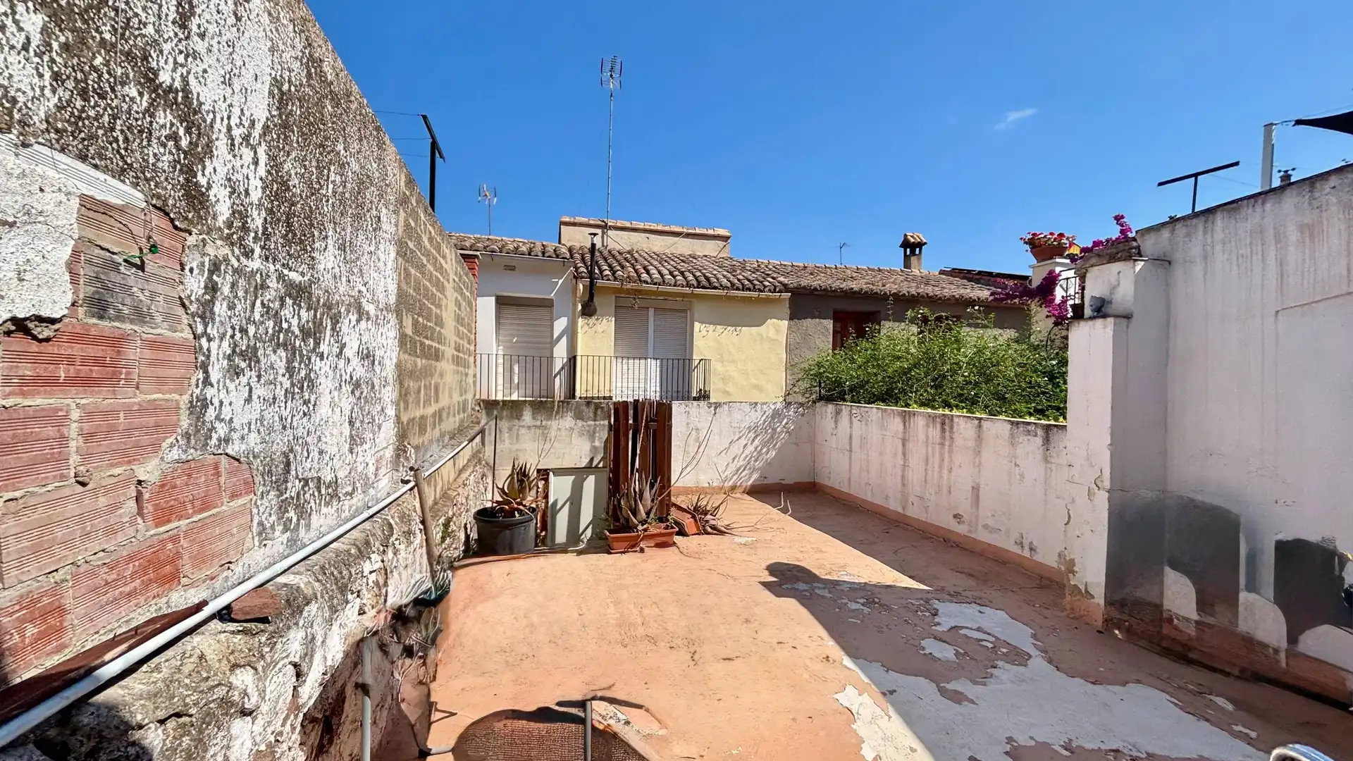 Vista exterior de Casa o chalet en venta en Marines con Terraza, Trastero y Balcón