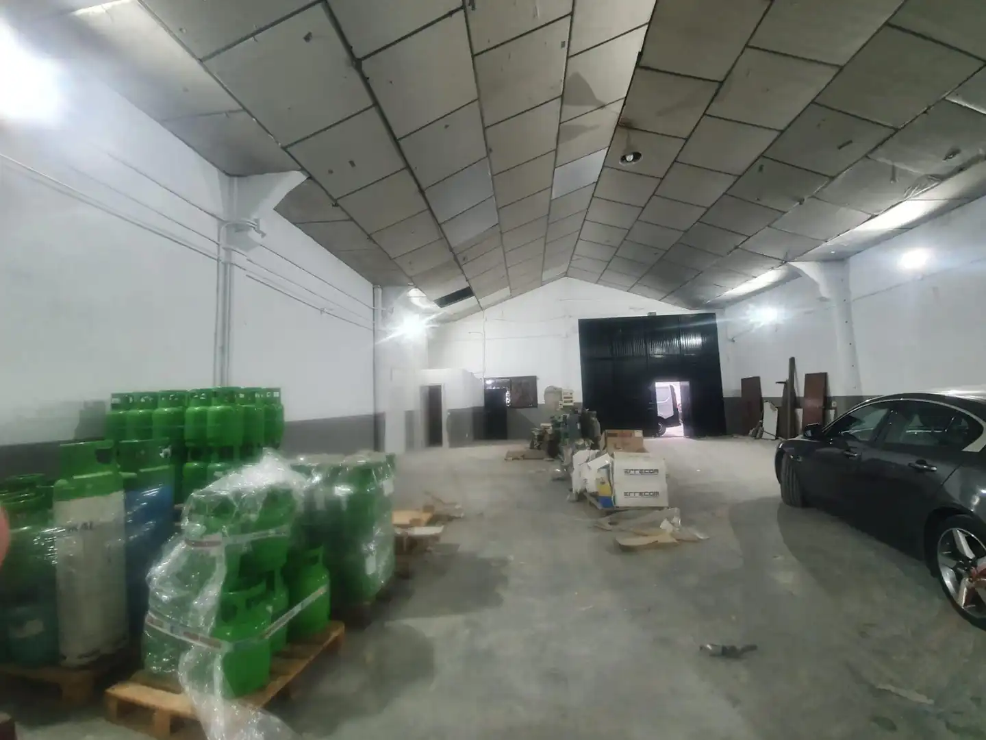 Fabrikhallen zur Miete in Sevilla