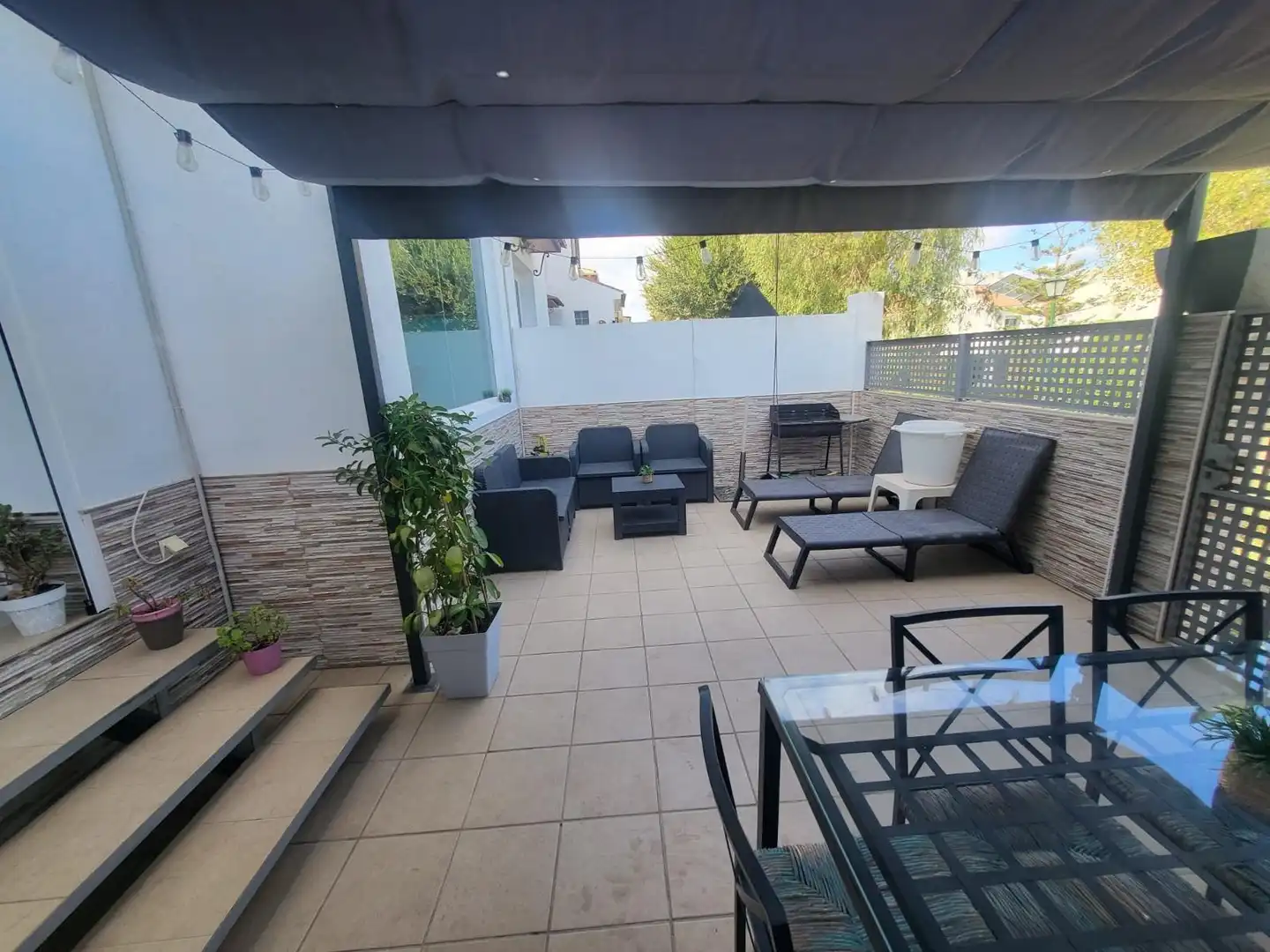 Terrassa de Casa adosada en venda en Alhaurín de la Torre amb Aire condicionat, Jardí privat i Terrassa