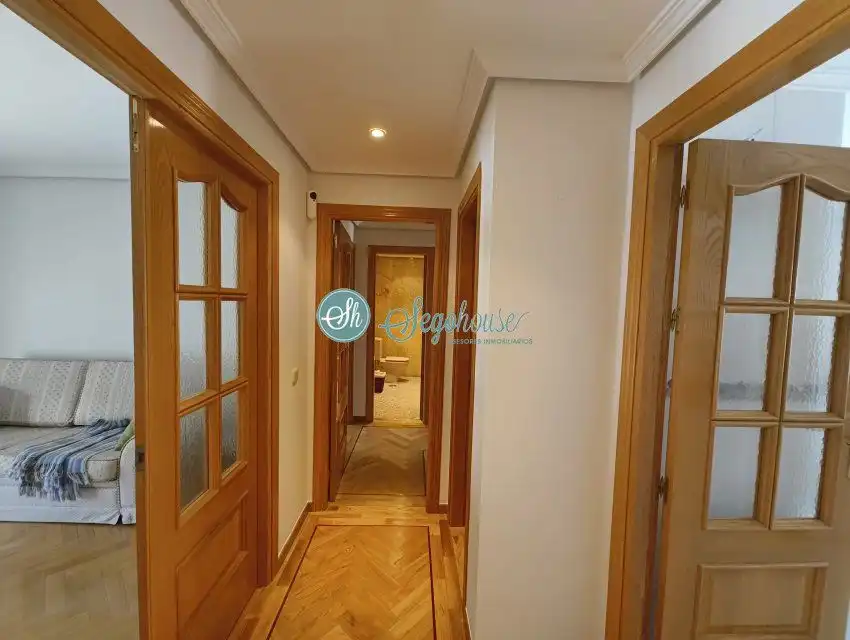 Piso de alquiler en Segovia con Calefacción y Parquet