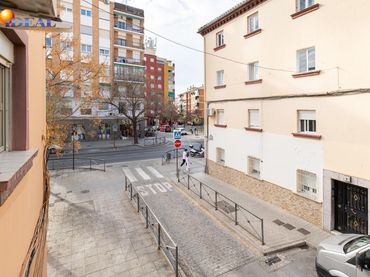 Piso con balcón en venta en Zaidín