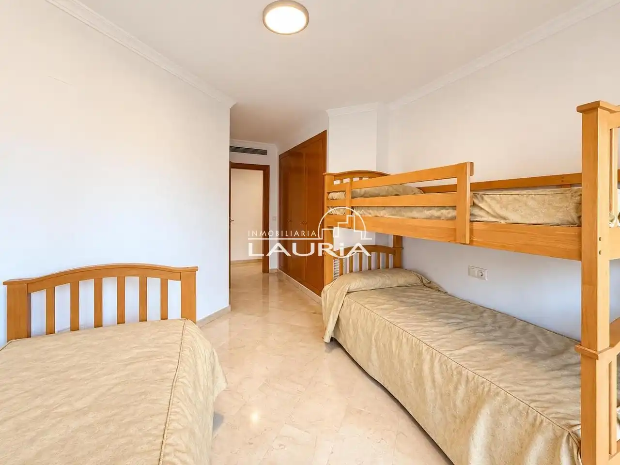 Bedroom of Flat for rent in L'Eixample