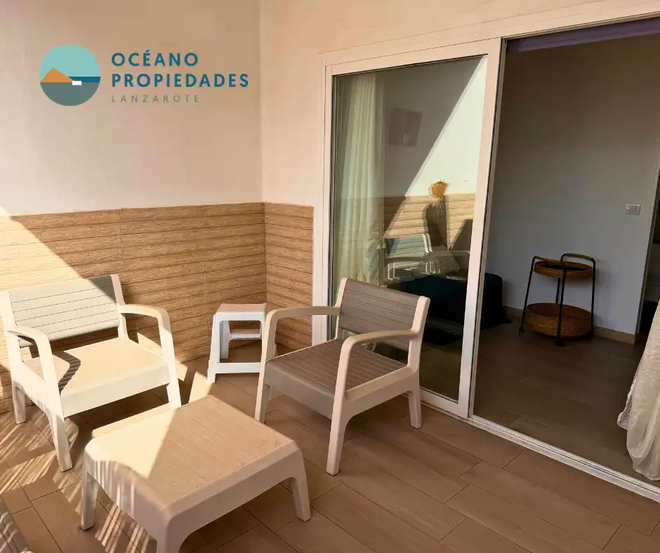 Terraza de Estudio en venta en Teguise con Piscina comunitaria