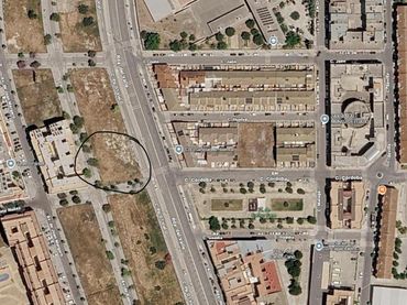 Terreni e lotti in vendita a Avenida de Pablo García Baena