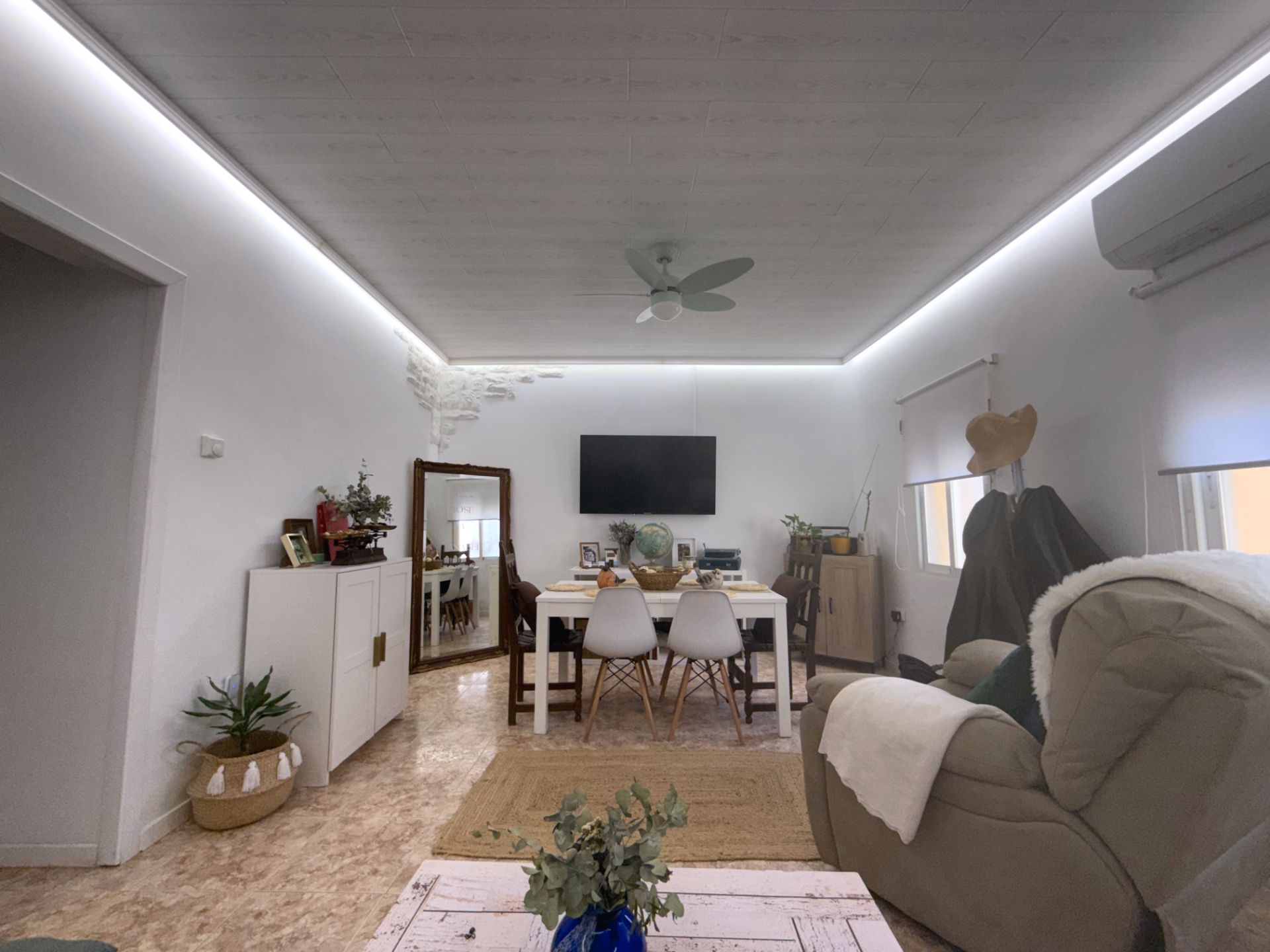 Living room of Single-family semi-detached for sale in Meco  with Air Conditioner and Heating